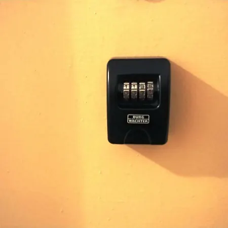 纳鲁托维卡一室公寓 * 华沙